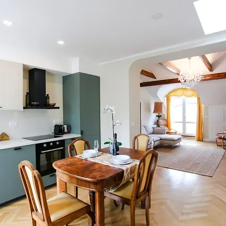 Charles Bridge Unique Maisonette Lejlighed Prag
