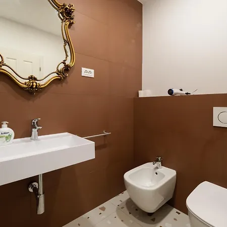 Διαμέρισμα Charles Bridge Unique Maisonette *