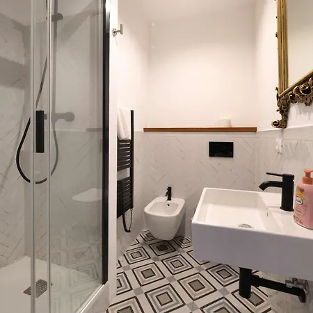 Διαμέρισμα Charles Bridge Unique Maisonette