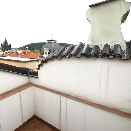 Διαμέρισμα Charles Bridge Unique Maisonette