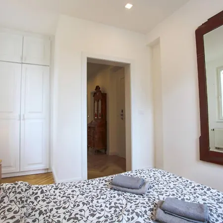 Charles Bridge Unique Maisonette